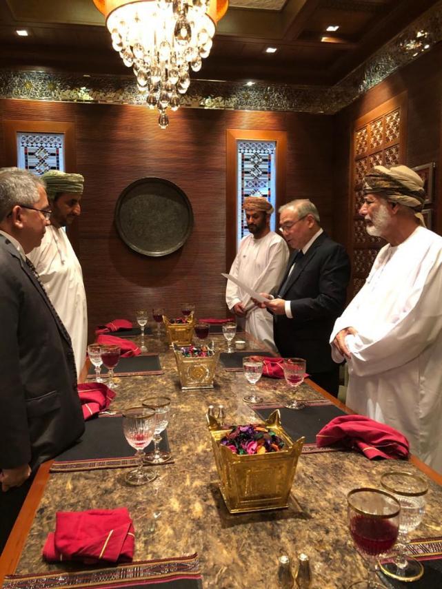 omani_minister_lunch_2.jpg